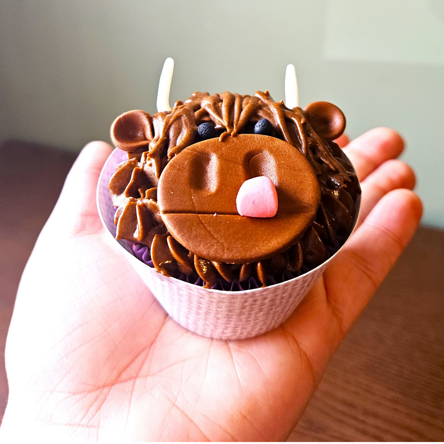 Burlap Cupcake Wrappers