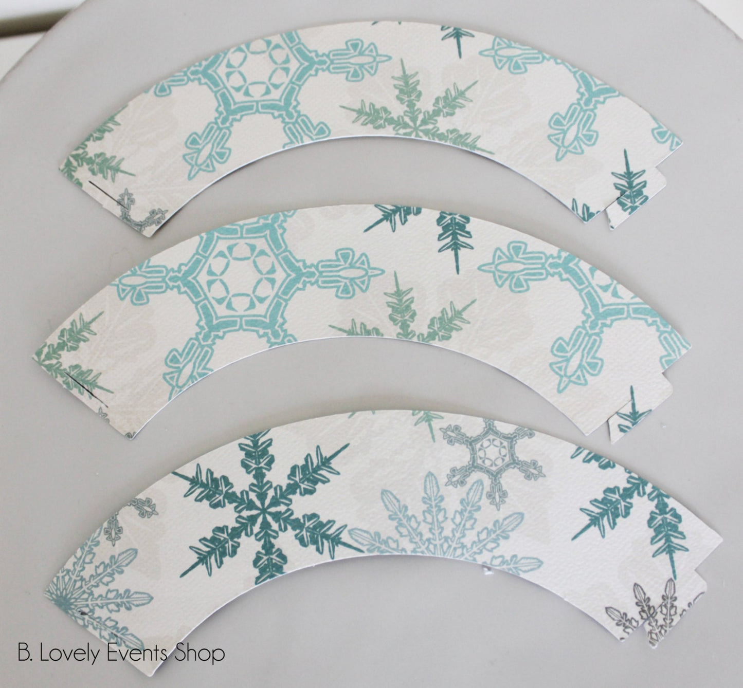 Snowflake Cupcake Wrappers